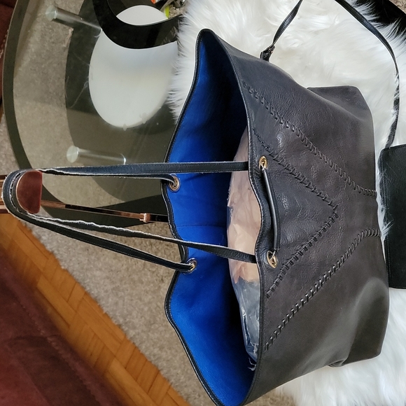 YSL tote (reversible) - Picture 4 of 17